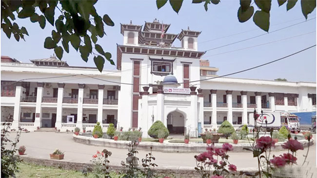 नेपाली कांग्रेसको आधिकारिकता विवाद : देउवा पक्ष निर्वाचन आयोगमा